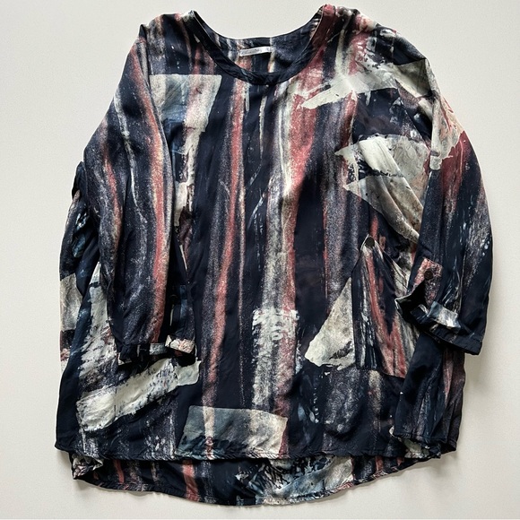 Palace Blouse Rayon Women’s Top - Picture 6 of 8
